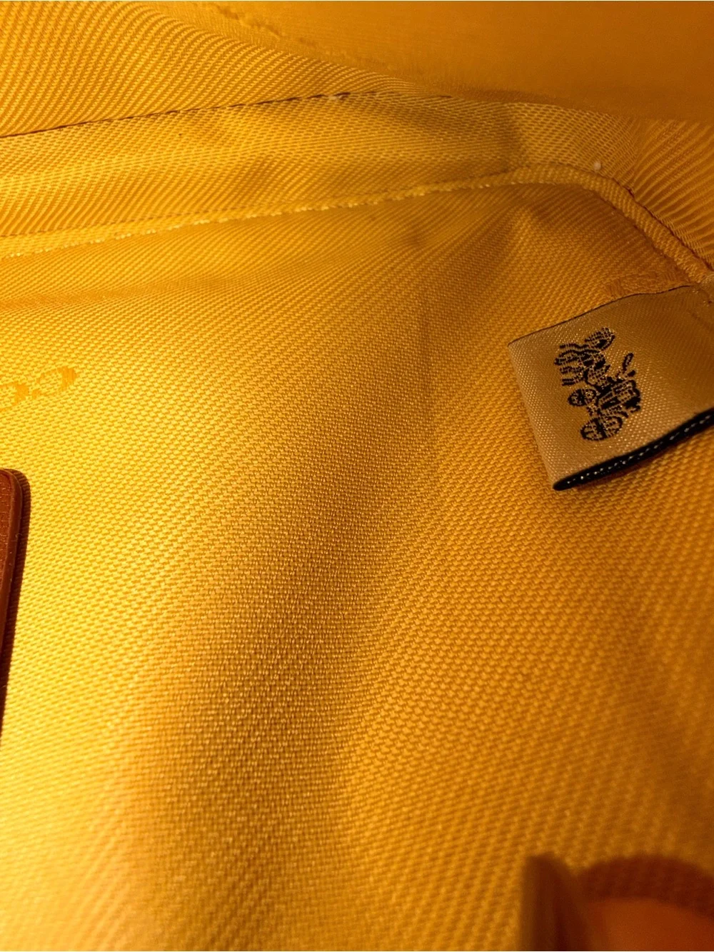 Coach Quilted Leather Camera Bag- Yellow, 💯 Authentic Excellent Condition